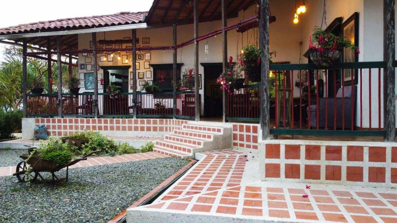 Finca Campestre La Adelita B&B サレント エクステリア 写真